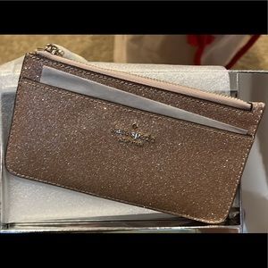Kate Spade ♠️ Large Cardholder in shimmy Rose Gold